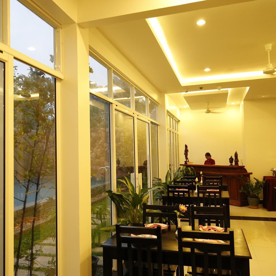 Holy Angkor Deluxe Hotel Siem Reap Exterior foto