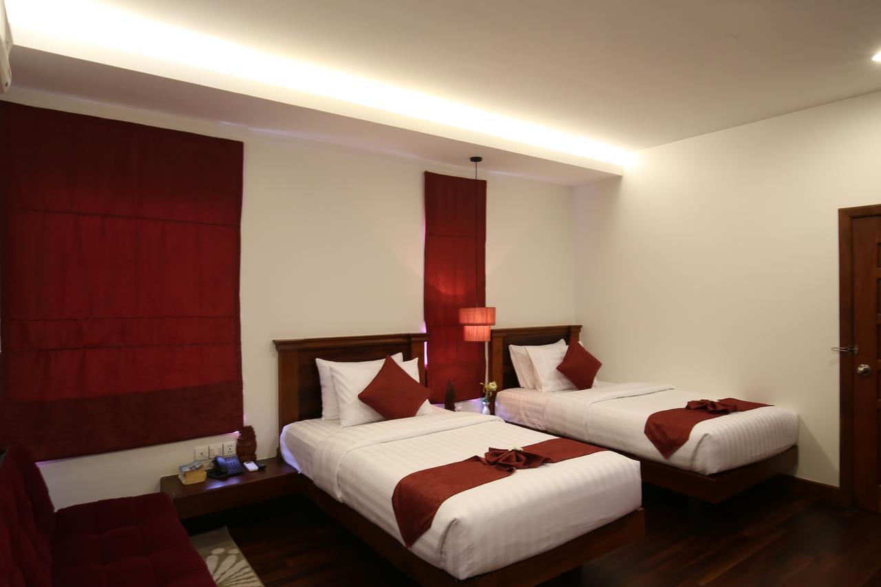 Holy Angkor Deluxe Hotel Siem Reap Exterior foto