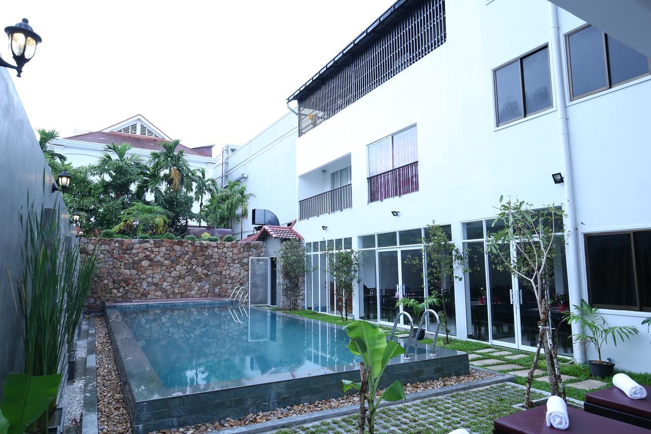 Holy Angkor Deluxe Hotel Siem Reap Exterior foto